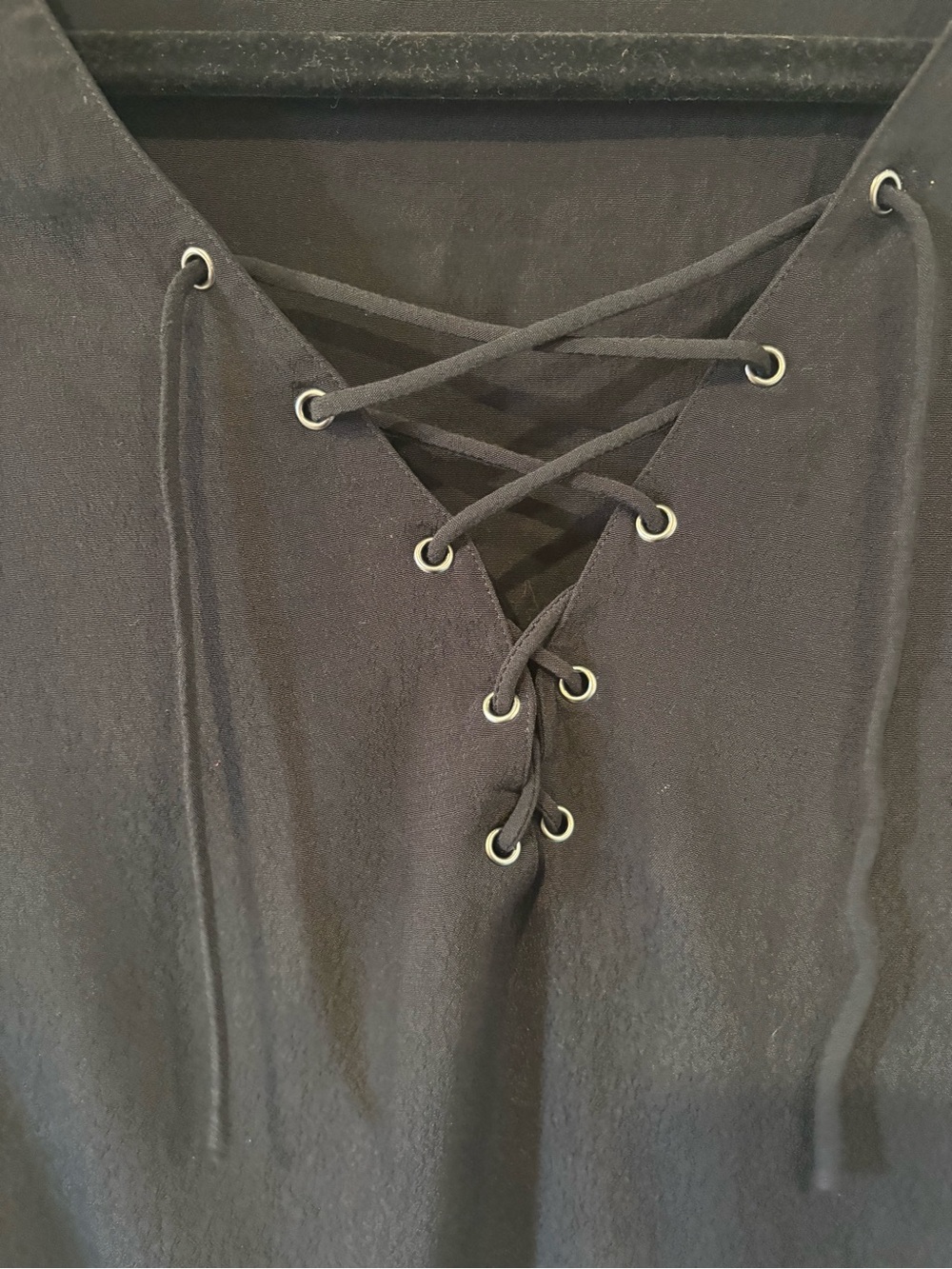 Wilfred Black Lace-Up V-Neck Long Sleeve Top - Picture 5 of 6